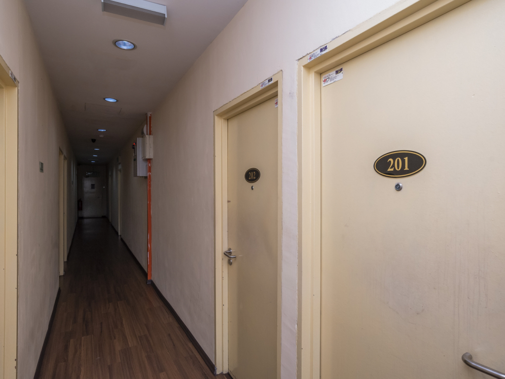 OYO 614 D'PINETREES Hotel