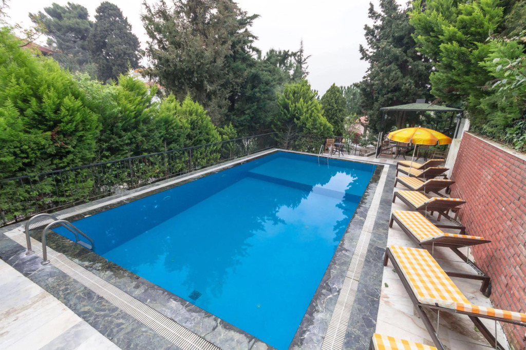 Büyükada Apart Hotel - Karadağ Apart