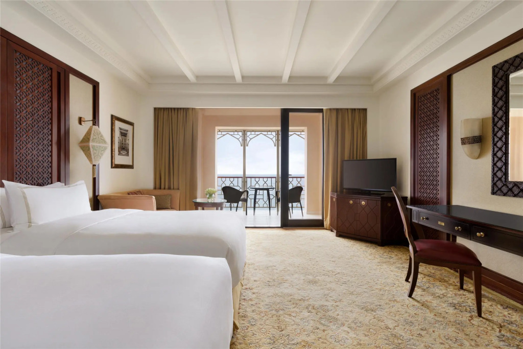 Al Husn Hotel Muscat