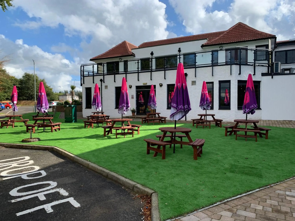Crowwood Hotel and Alba Restaurant
