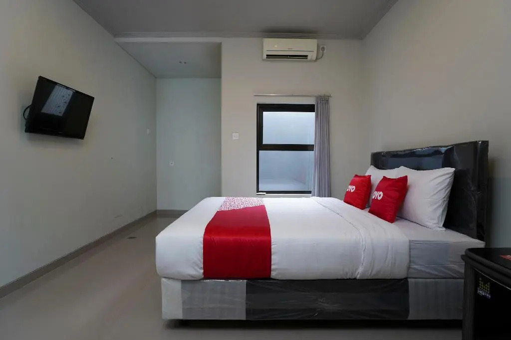 OYO 1848 TB'S Homestay