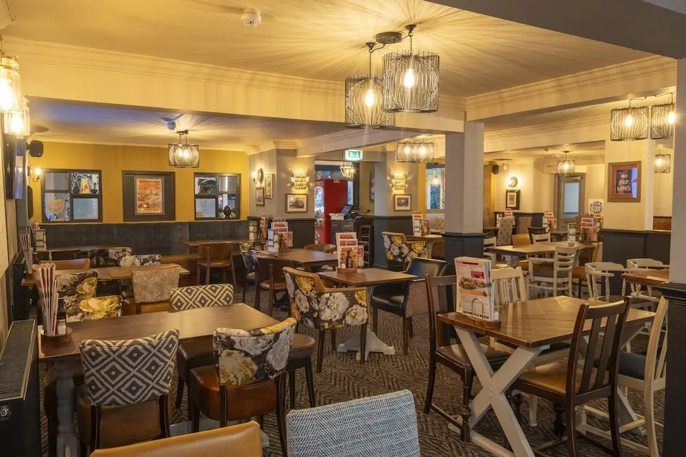Charnwood Arms By Greene King Inns
