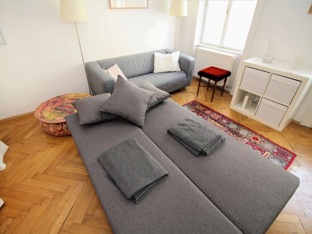 Wieden Wien in Wien With 2 Bedrooms and 1 5 Bathrooms