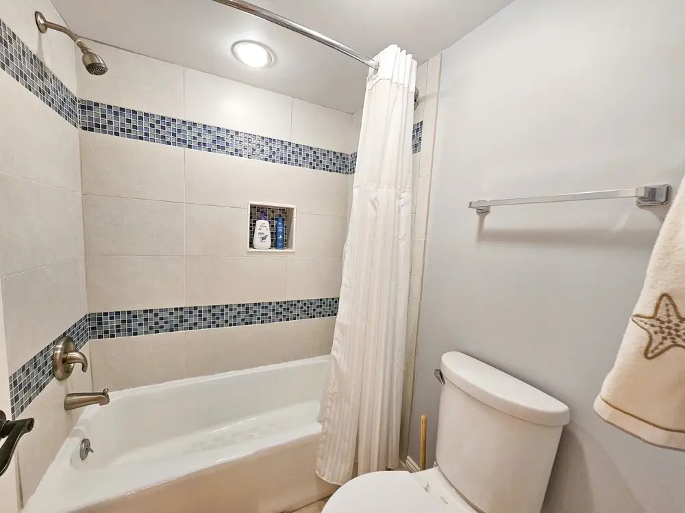 8c West Hyde Park 3 Bedroom Villa