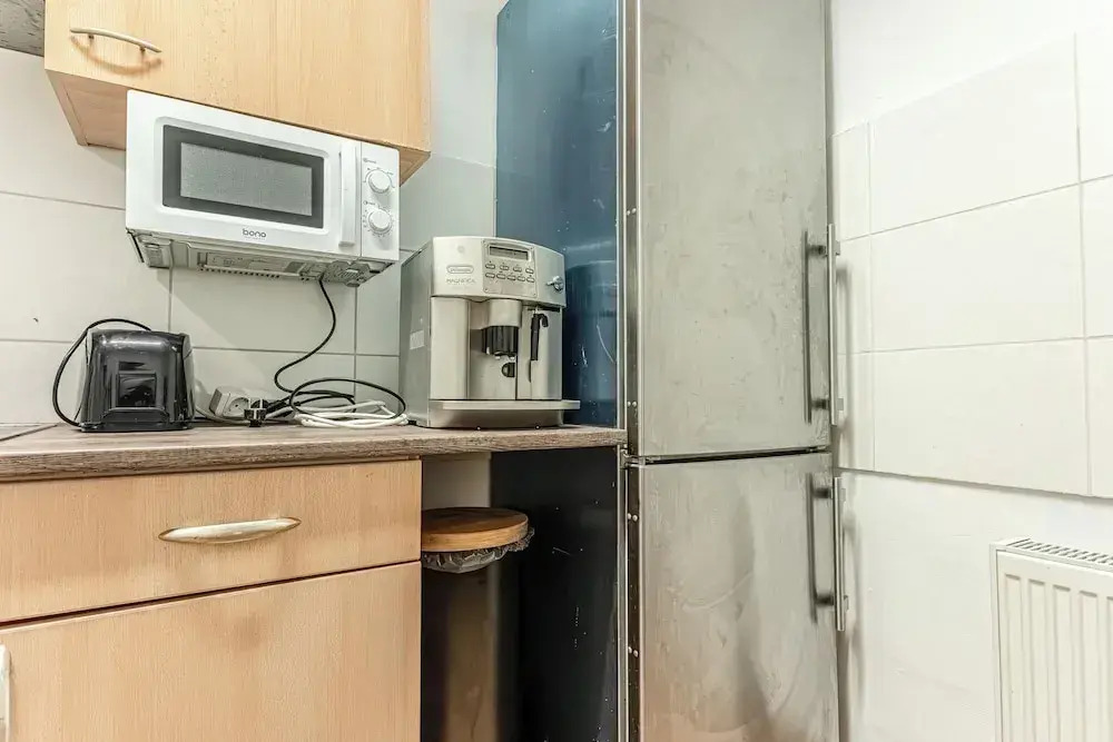6BR Apt with Garden near Danube