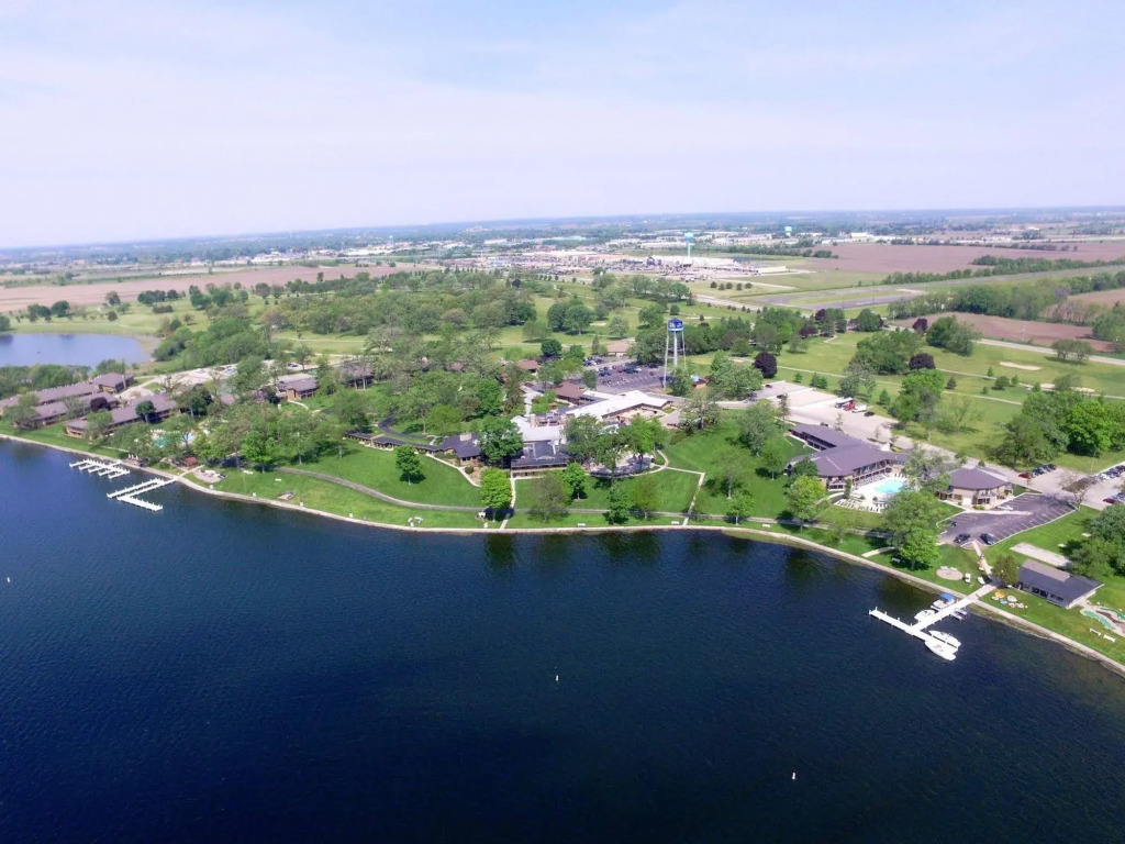 Lake Lawn Resort