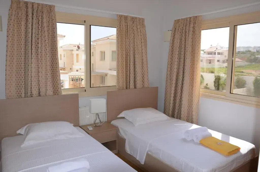 Anthorina Villa 4