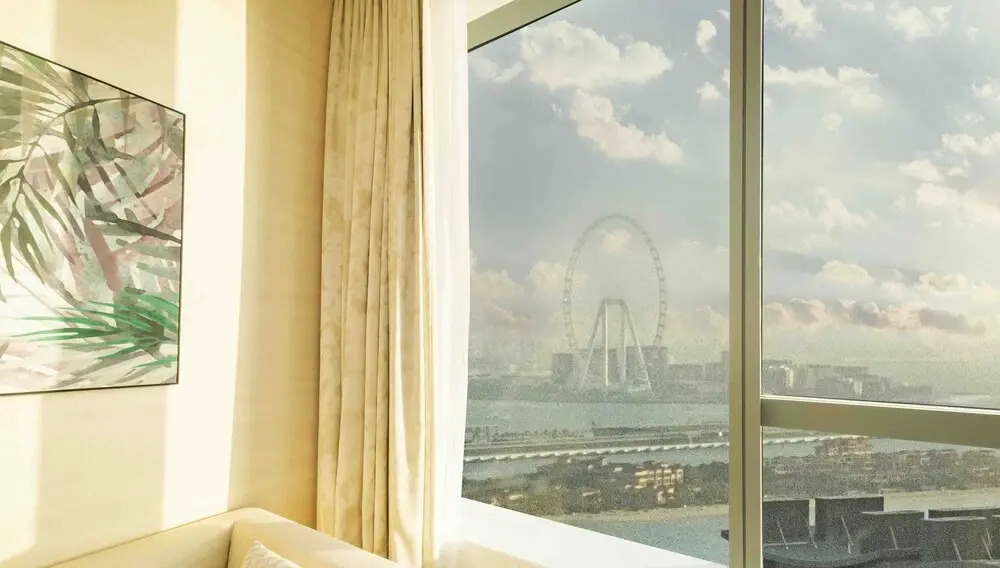 LUX Iconic Views at Palm Tower Suite 1