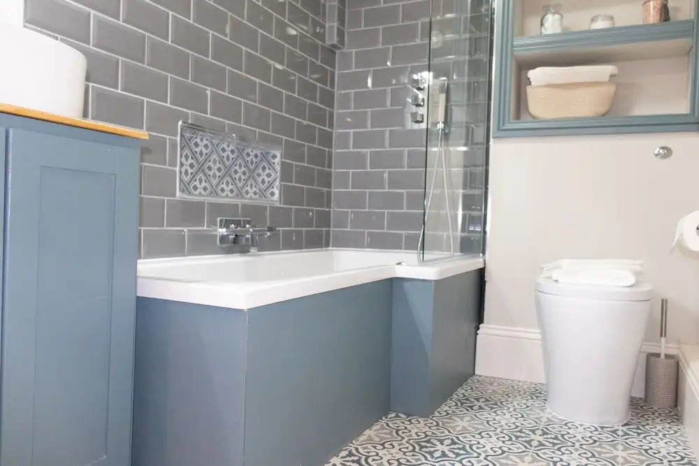 Trendy Two Bed Apartment With Private Garden