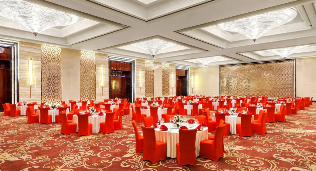 Sheraton Changchun Jingyuetan Hotel