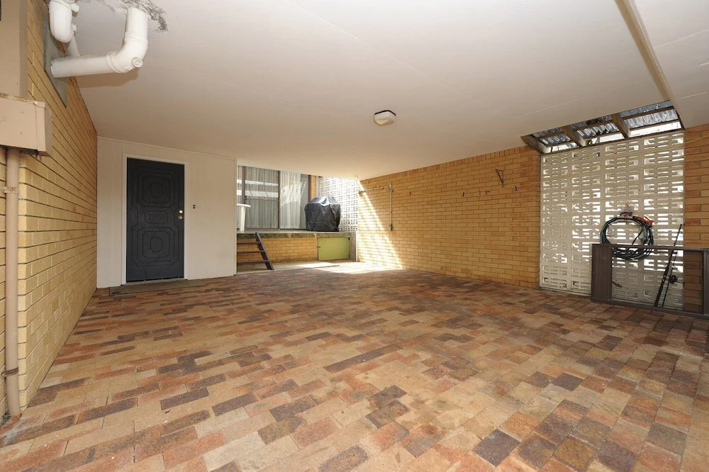 The Crest, Unit 5/6-8 Tomaree Road