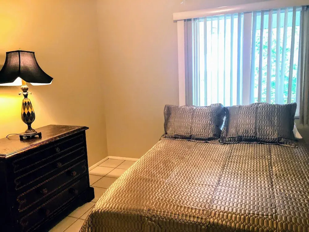 Olde Naples Condo #815