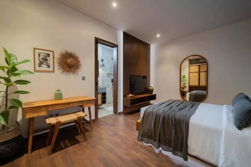 Apartment Seabreeze 2 - Amazing Sunset Penthouse-2bdr with pool-Beachfront