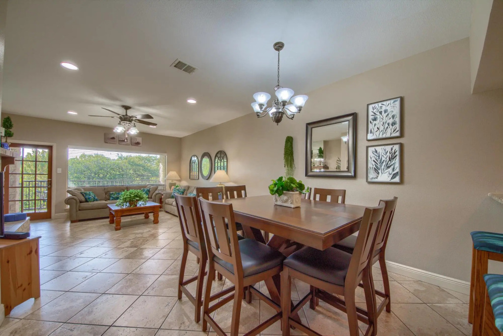 River Zen CW C207 in New Braunfels