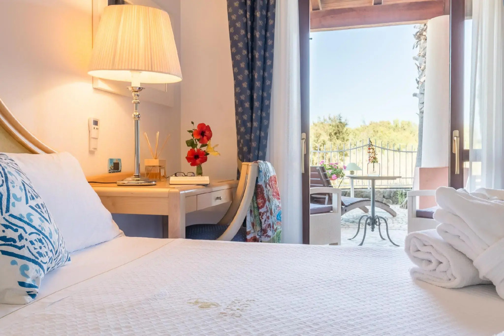 Hotel Eros