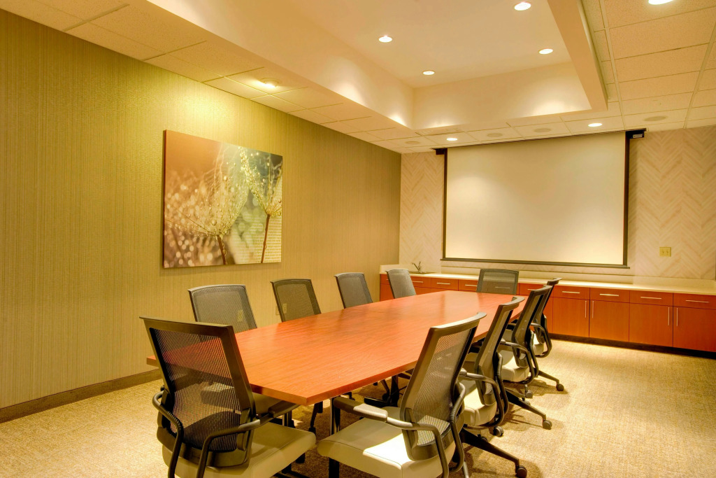SpringHill Suites by Marriott Lawrence Downtown