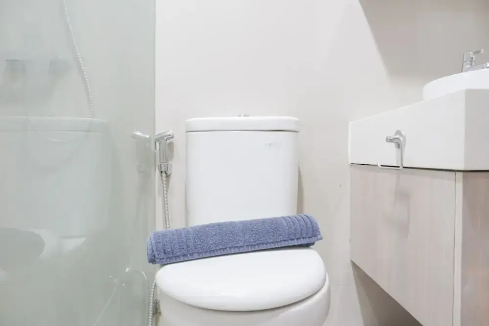 Comfort 2BR at Tree Park City BSD Apartment By Travelio