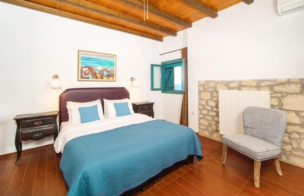 Villa Ilios - Delightful 2 Bedroom Stone House
