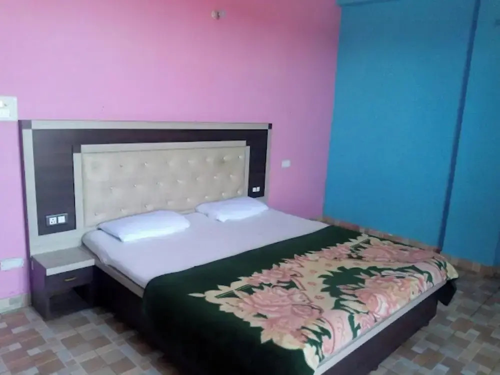 Goroomgo Hotel Dolphin Dalhousie