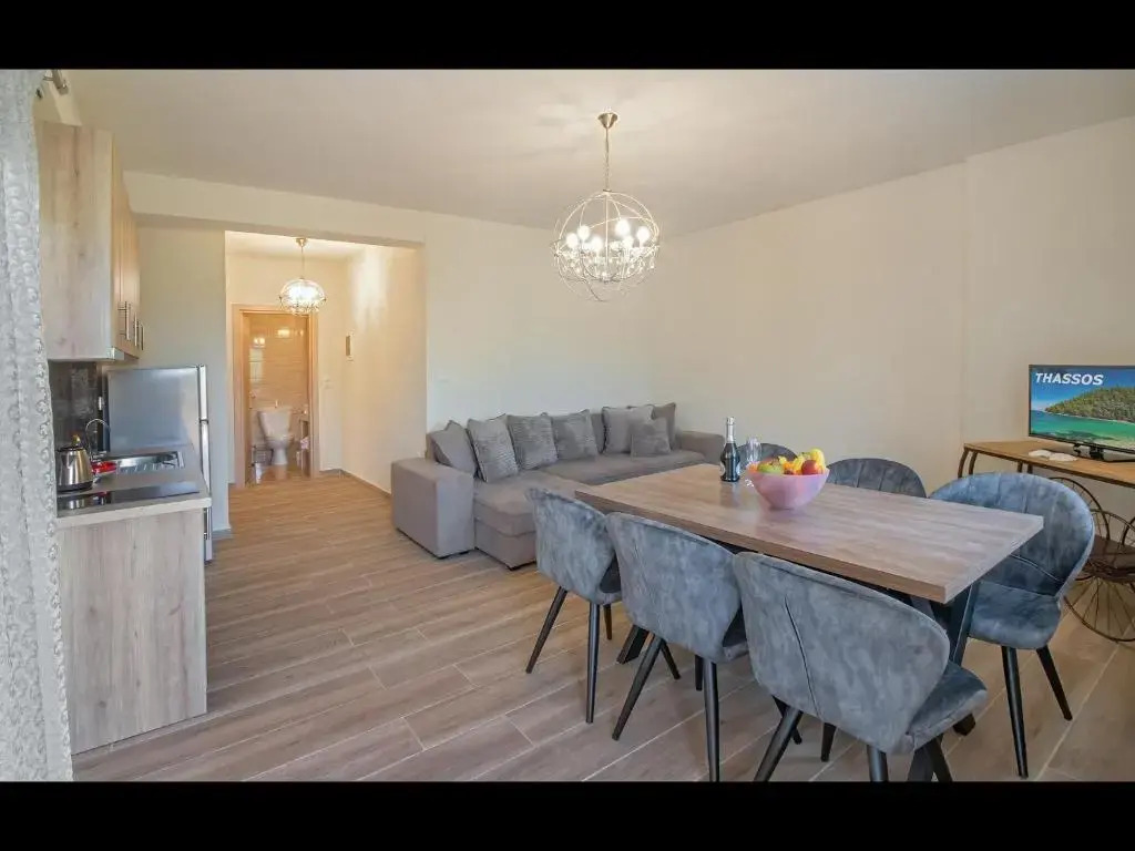Pasithea House