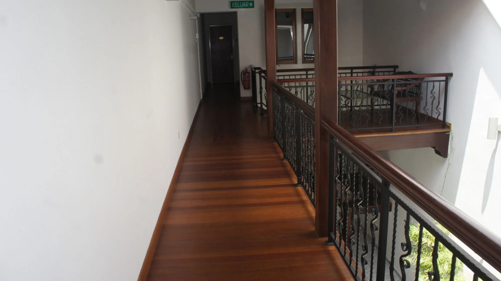 Heeren Straits Hotel