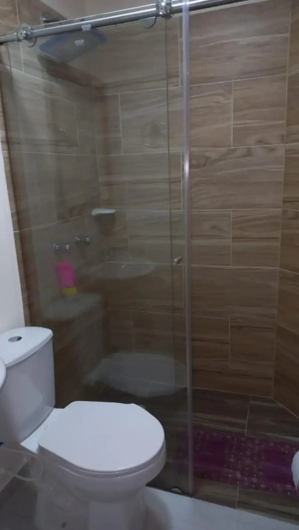 Apartamento con excelente ubicación.