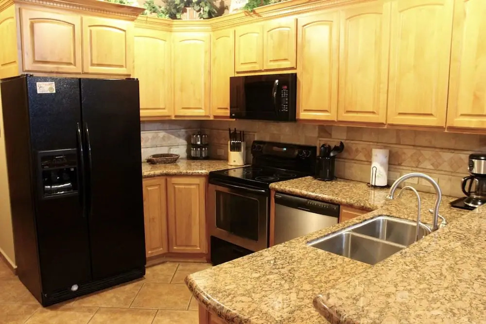 Casa Blanca 2BR CD 703-v by Casago