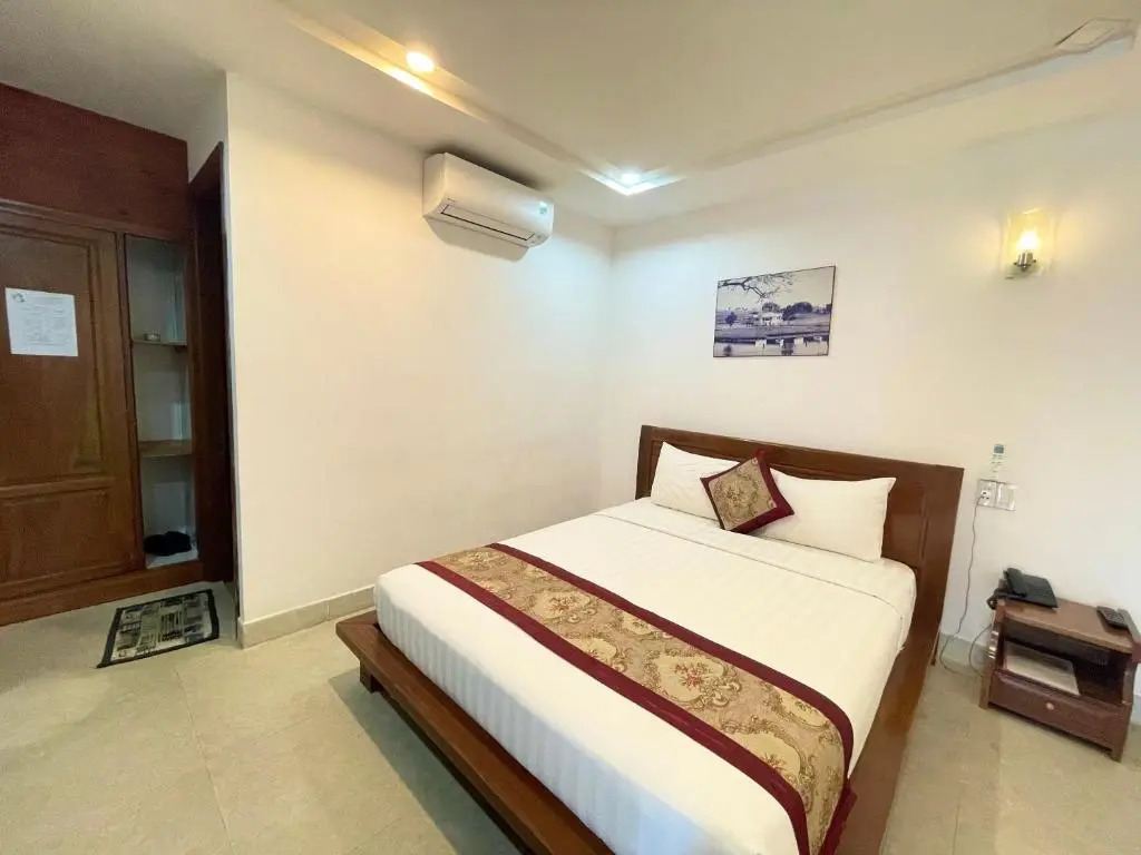 Lien Huong Hotel