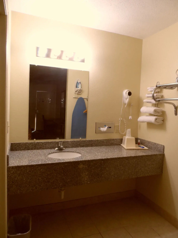Magnuson Hotel & Rv Park