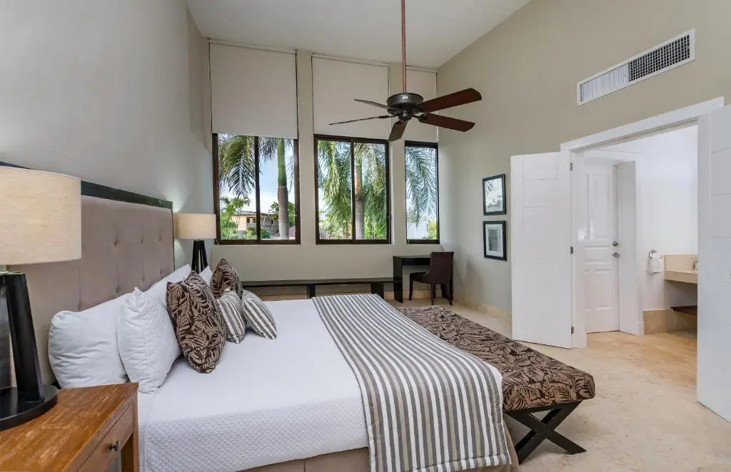 Unbelievable Villa with Pool - Perfect Family Vacay