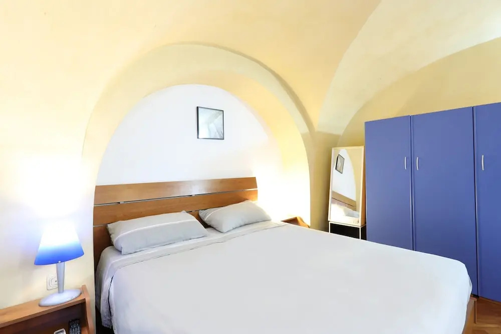 Cozy Apartment On 2 Levels In The City Center