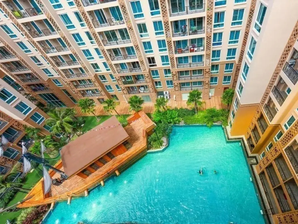 Atlantis Condo Resort pattaya by LJ