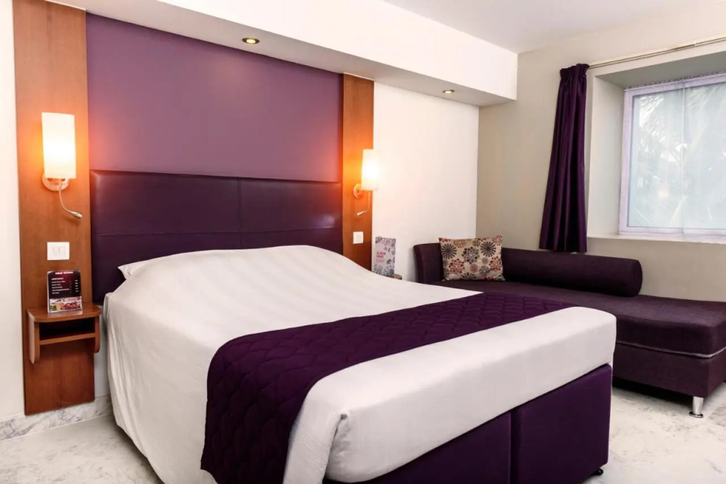 Caspia Hotel New Delhi Shalimar Bagh