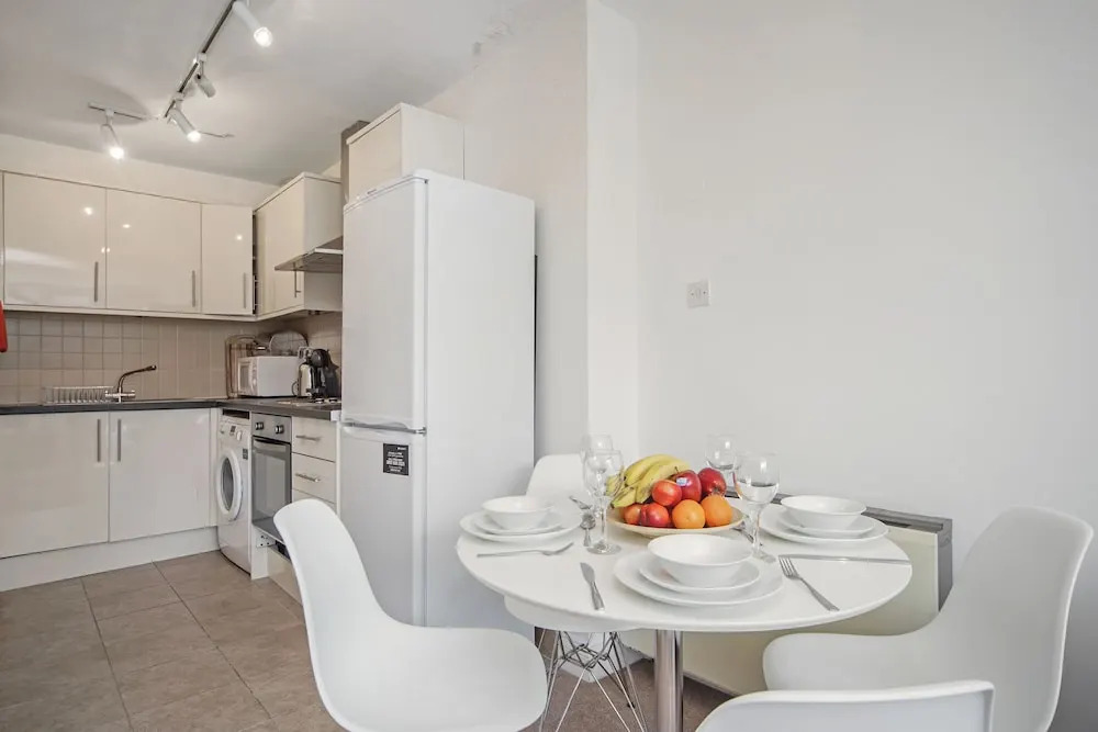 2 Bed Cosy Apartment in Central London Fitzrovia FREE WIFI by City Stay Aparts London