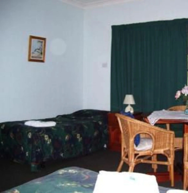 The Vineyard Motel