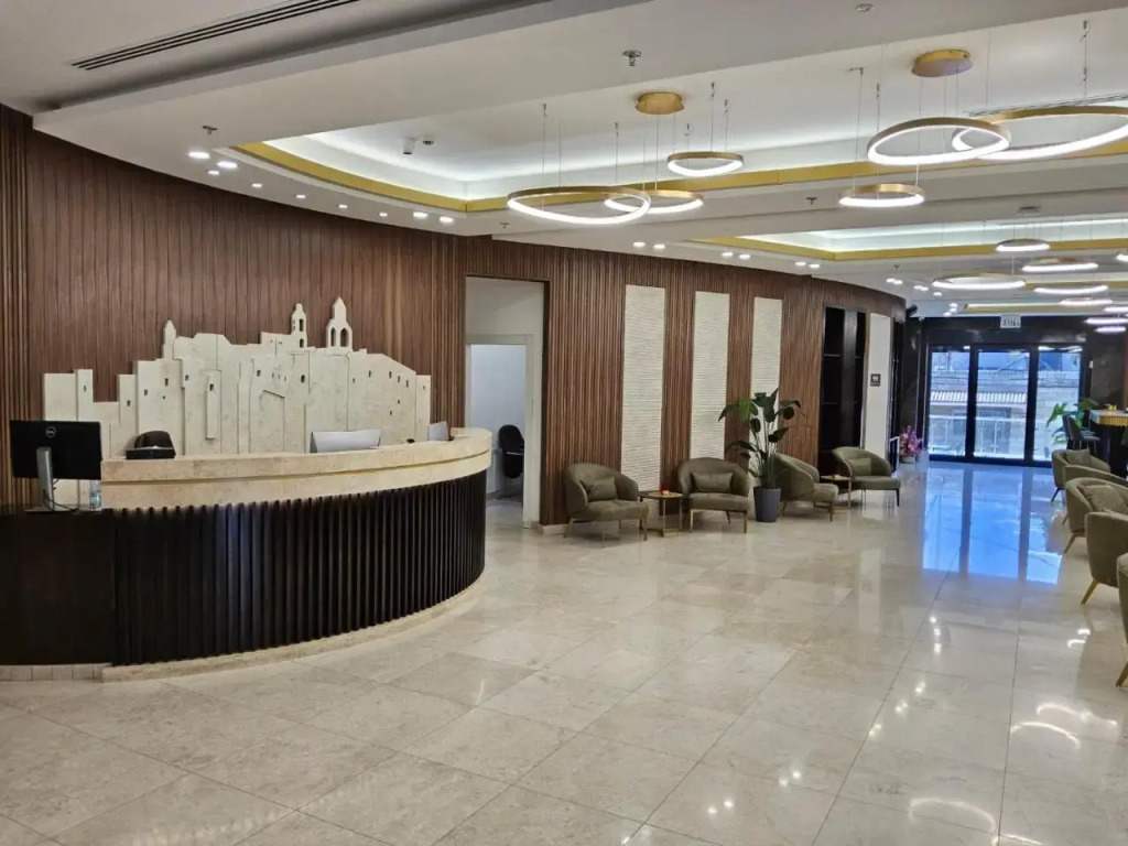 Angel Hotel