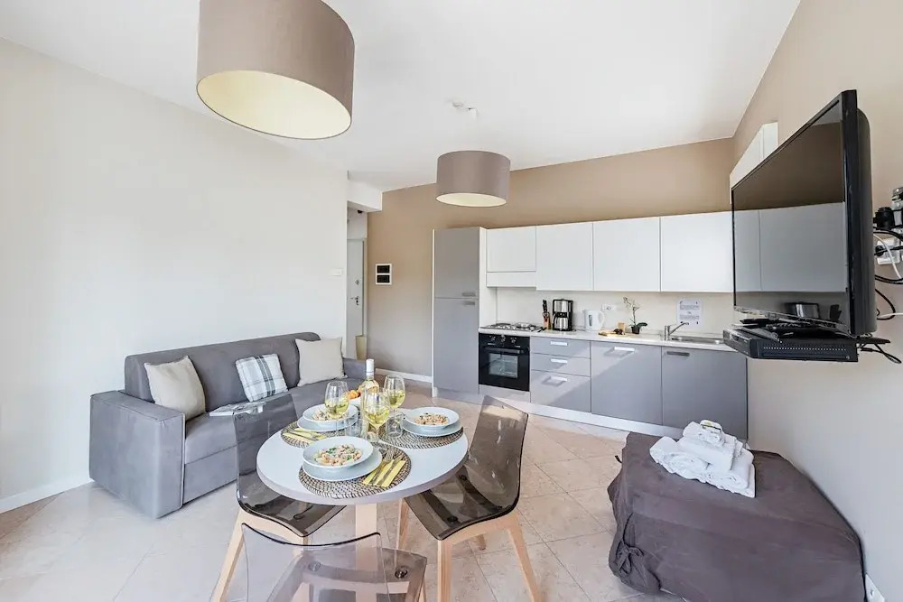 Residenza Miralago - 17 Versilia - LOC BK