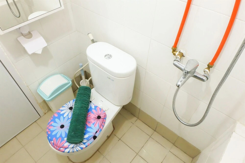 Spacious & Clean Bassura Apartment