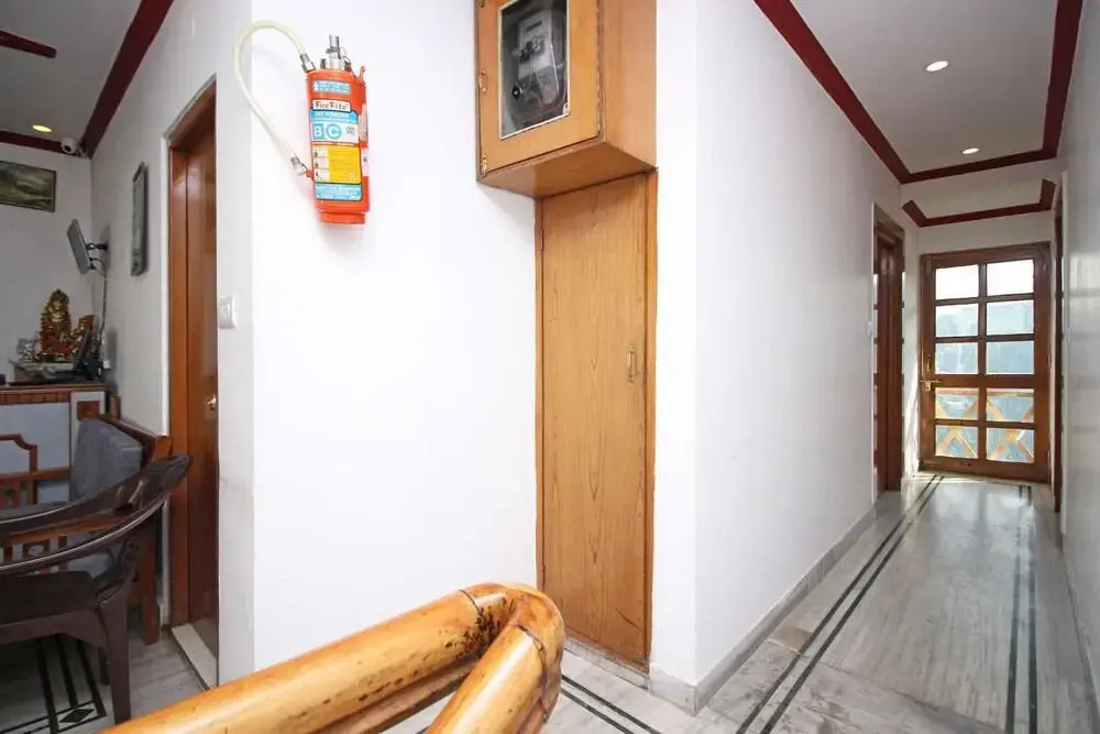 Hotel Himalayan Breeze by Oyo Rooms