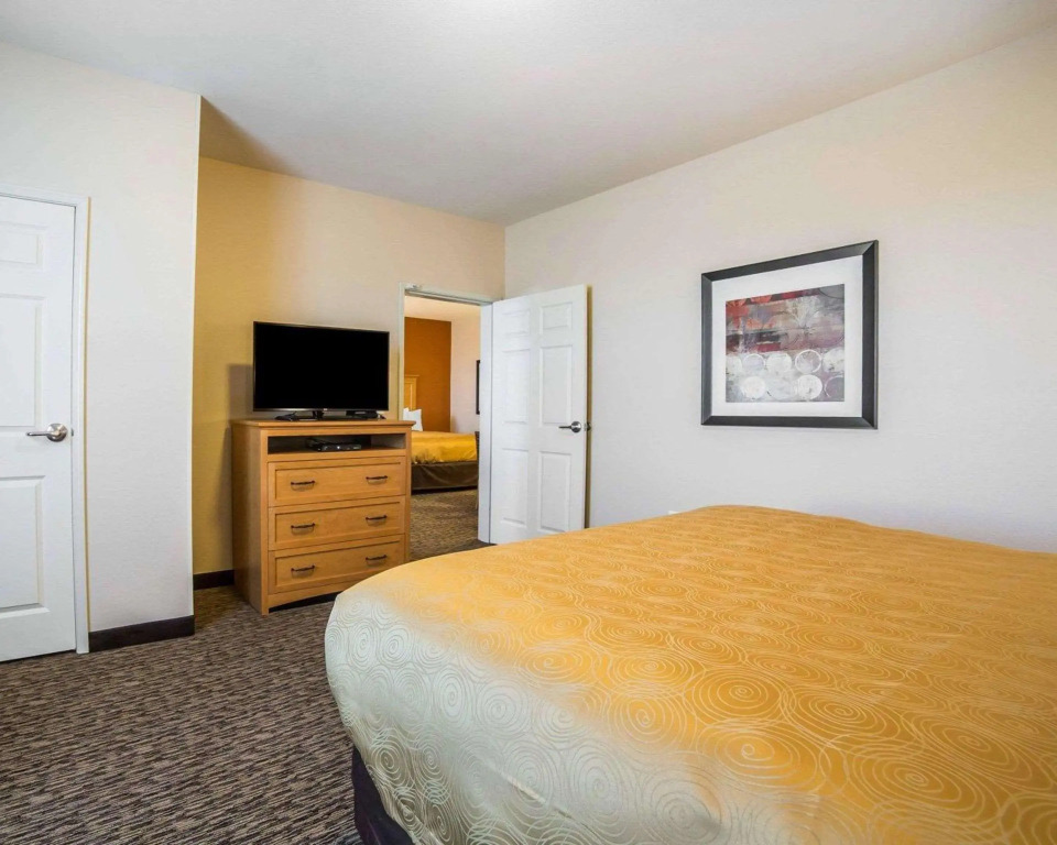 MainStay Suites Sidney - Medical Center