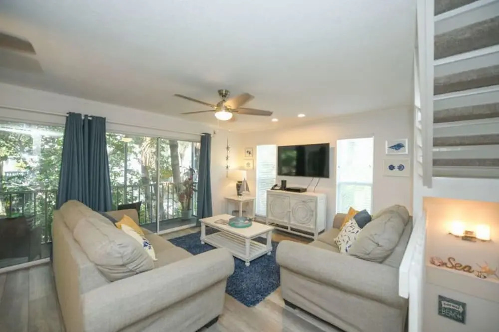 North Beachge No 37 - 3 Br Cabin