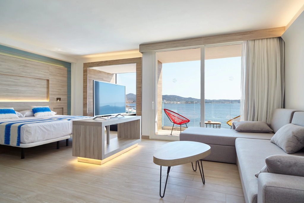 Sol Bahía Ibiza Suites