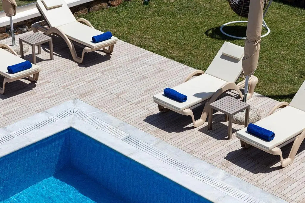 Agapi Villas I & II, Seaside Retreats with Pool & BBQ, By ThinkVilla