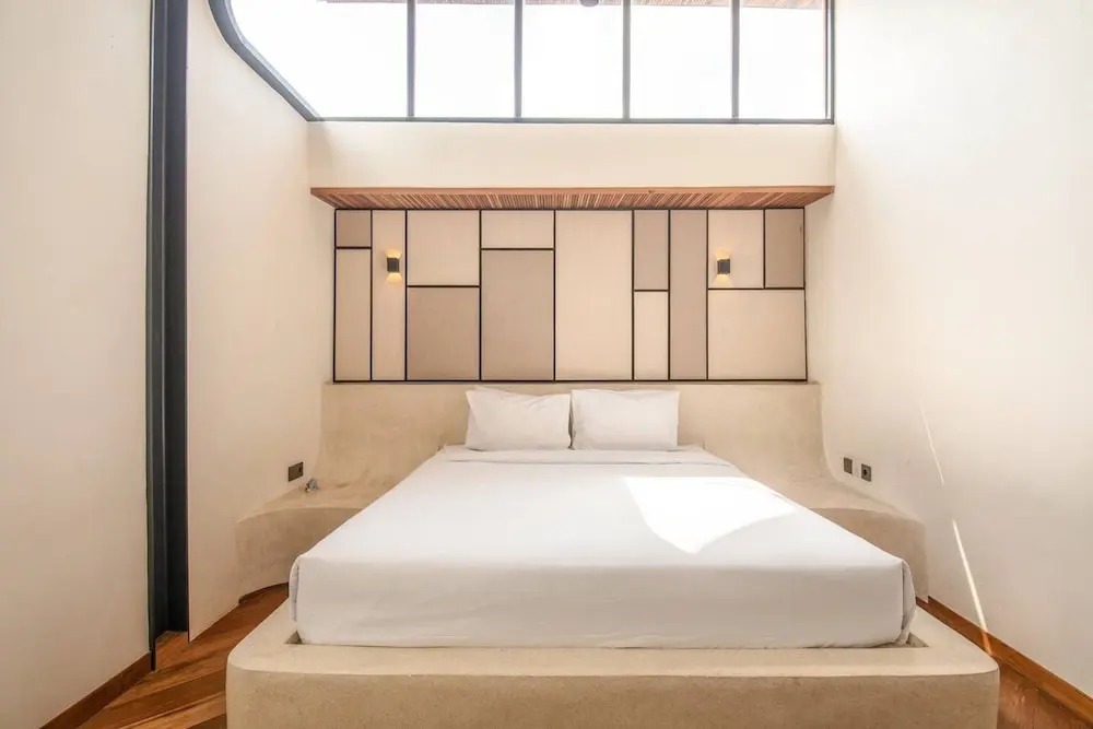 BAZ Villa 13 Studio 3 Opulent 1-br Loft With Art Deco Shared Pool