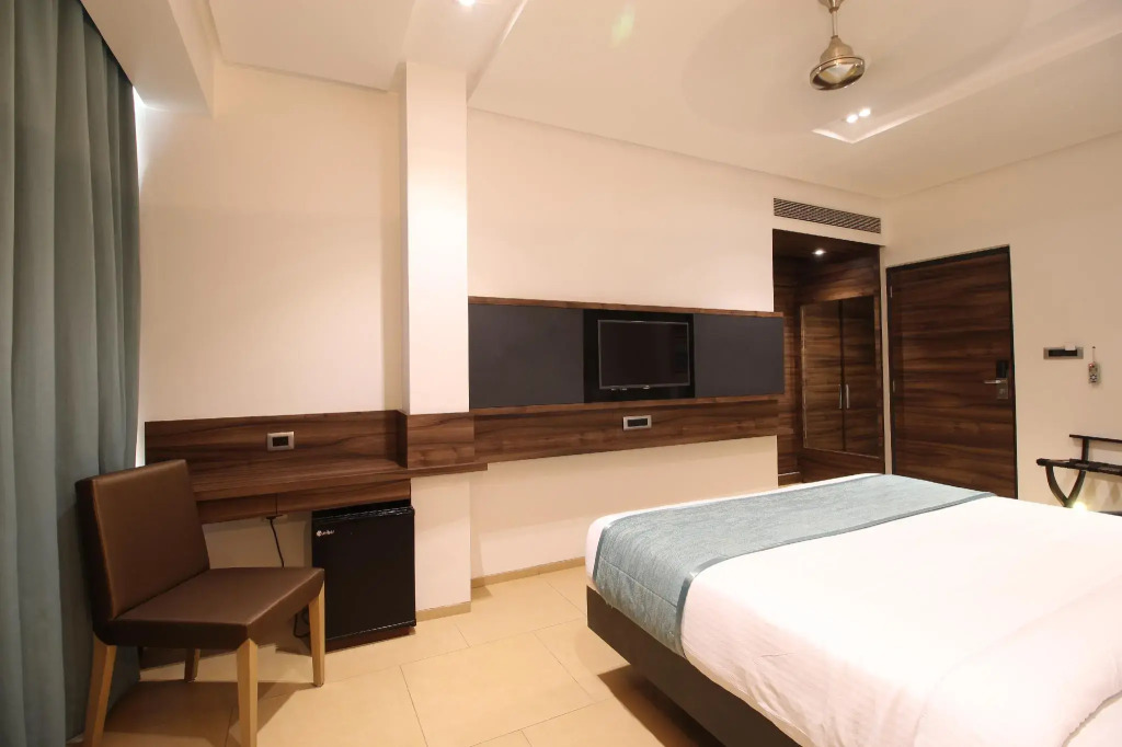 Hotel Maple IVY