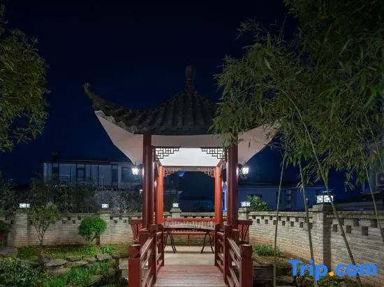 Floral Hotel· Shanshui Yunyao Hotel (Impression Dahongpao Theater Shop)