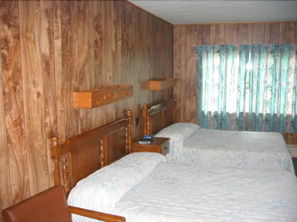 Siesta Motel