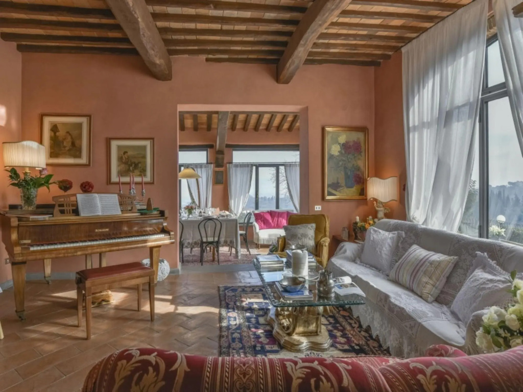 Magnificent Villa in the Countryside Near Pistoia Pool Airco Bbq-villa Lucente