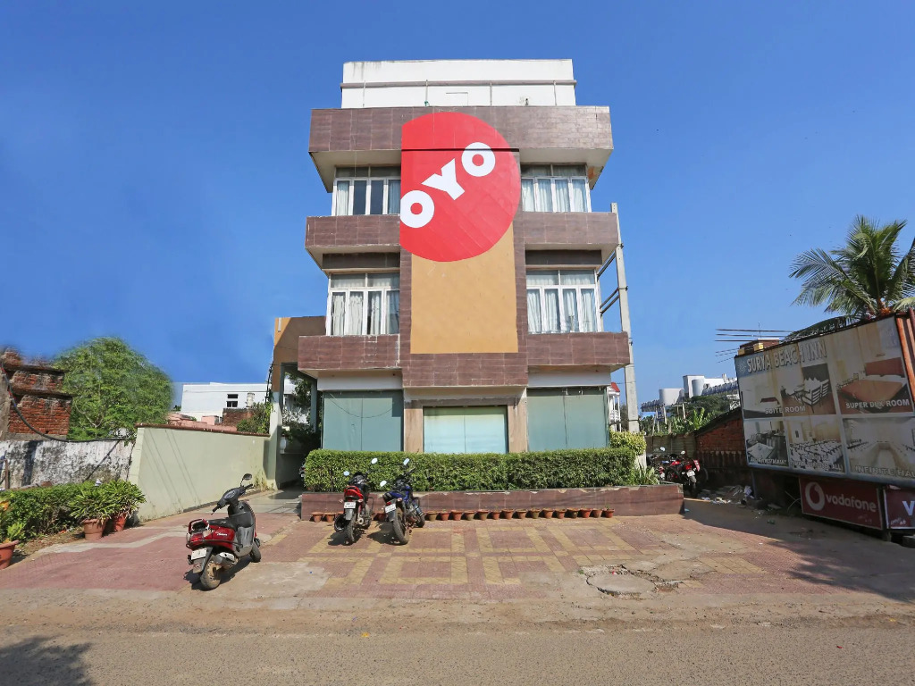Capital O 1463 Surya Beach Inn