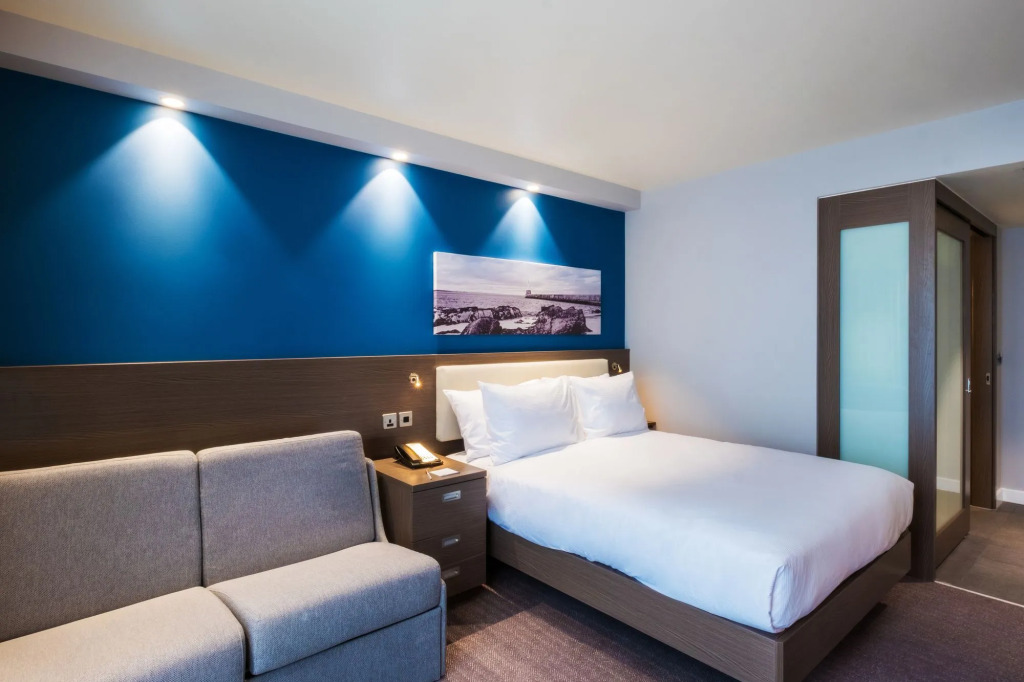 Hampton by Hilton Aberdeen Westhill